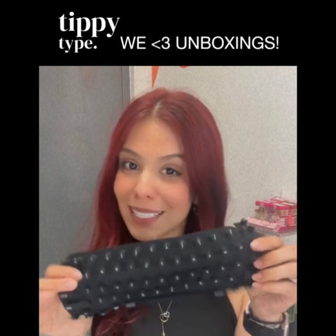 Ana Rivera's tippy type unboxing